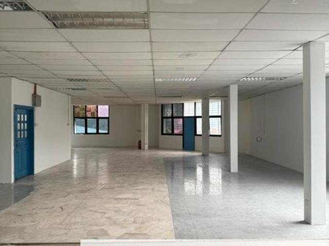 Shop for rent in Gombak, Majlis Perbandaran Selayang