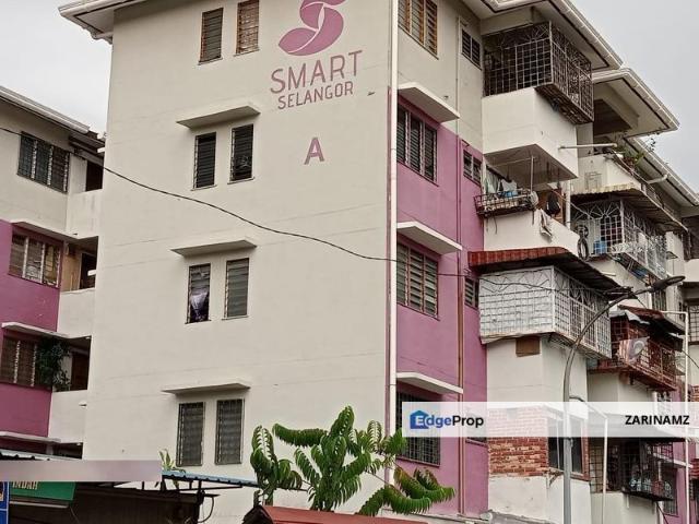 Flat for sale in Kajang, Langat