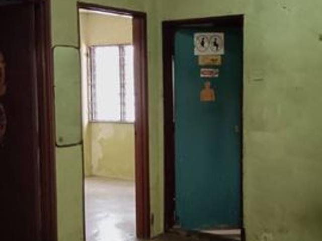 Flat for sale in Kajang, Langat
