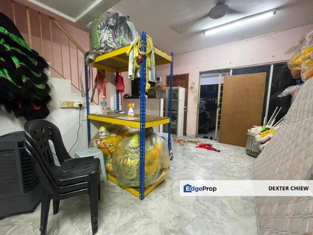 House for sale in Country Heights Damansara, Kuala Lumpur