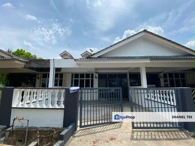 House for sale in Kluang, Johor