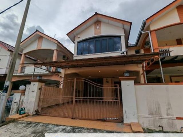 House for sale in Kluang