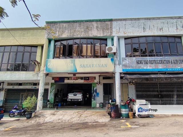 Shop for sale in Kluang