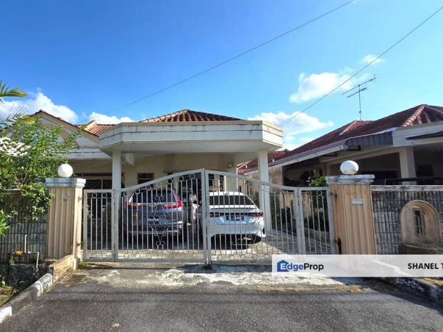 House for sale in Kluang, Johor