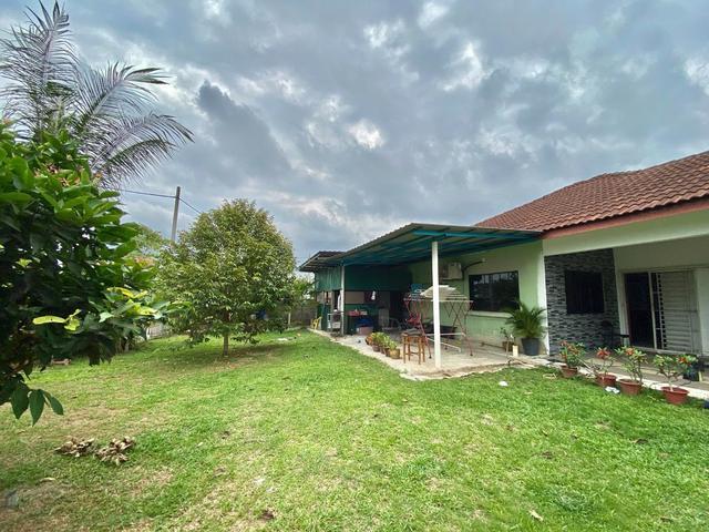 Bungalow for sale in Kluang, Johor
