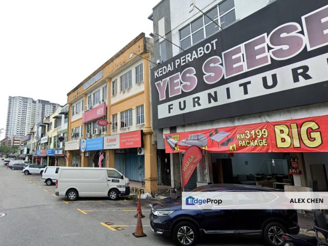 Shop for sale in Kajang, Langat