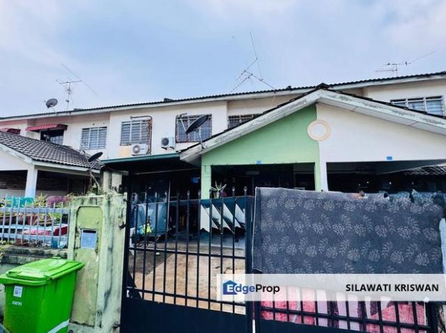 House for sale in Layang-layang, Johor