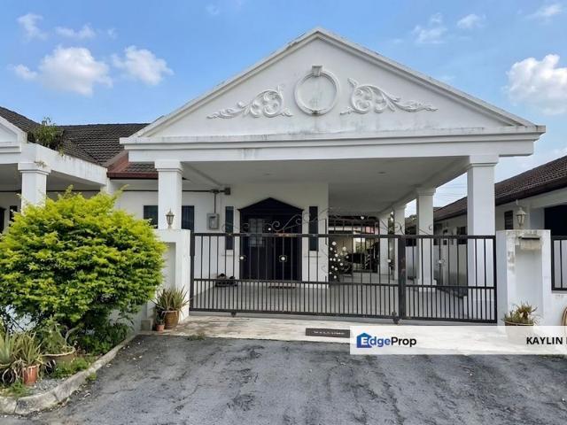 House for sale in Batu Kawa