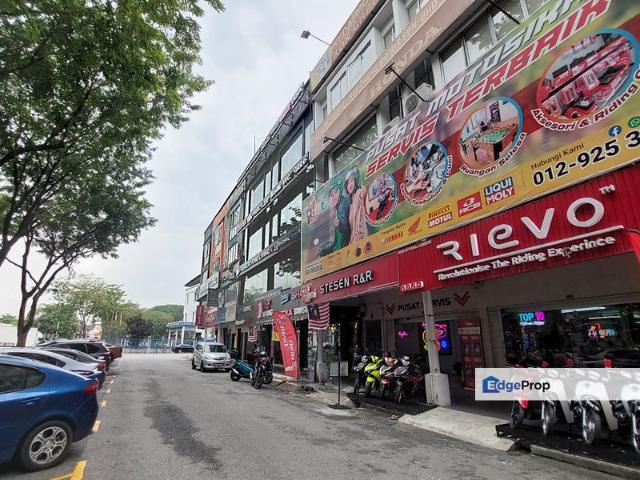 Shop for sale in Alam Impian, Selangor
