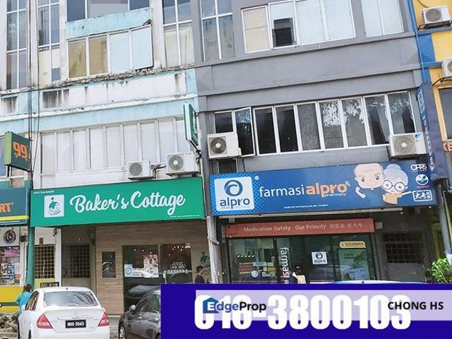 Shop for sale in Seksyen 25, Shah Alam