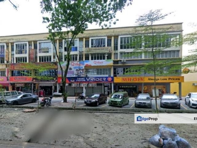 Shop for sale in Alam Impian, Selangor