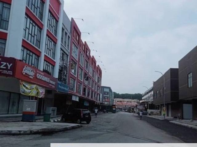 Shop for sale in Alam Impian, Selangor