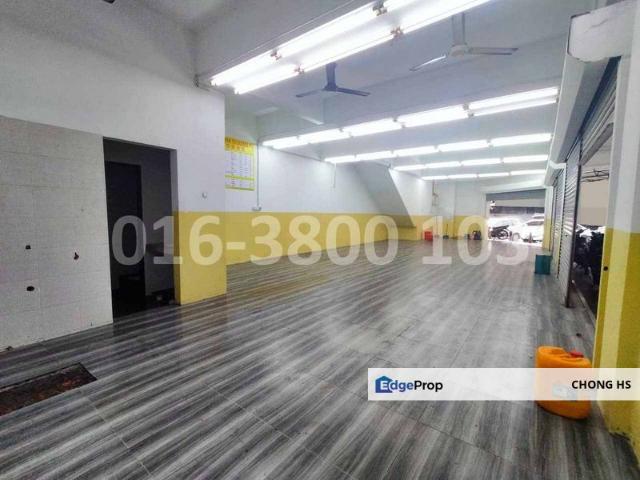 Shop for rent in Alam Impian, Selangor