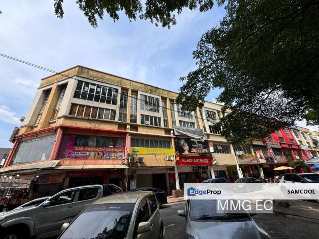 Shop for rent in Petaling, Alam Impian