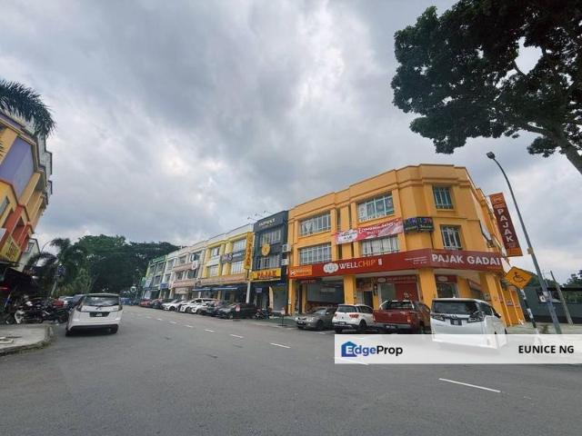 Shop for sale in Bukit Ledang, Johor