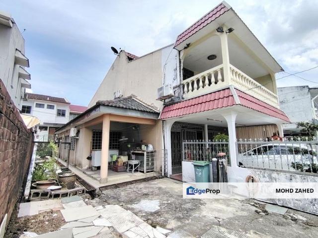 House for sale in Country Heights Damansara, Kuala Lumpur