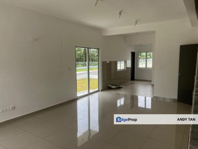 House for sale in Pekan Nanas, Johor