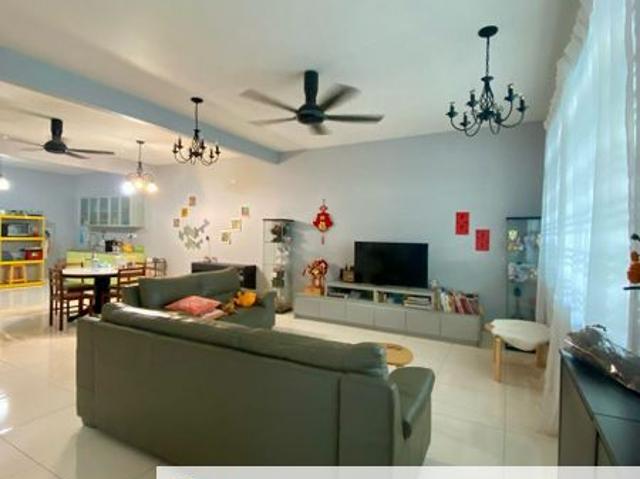 House for sale in Pekan Nanas, Johor
