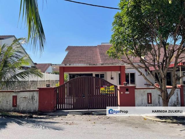 House for sale in Sendayan Village, Negeri Sembilan