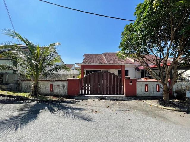 Residential House for sale in Sendayan Village, Negeri Sembilan