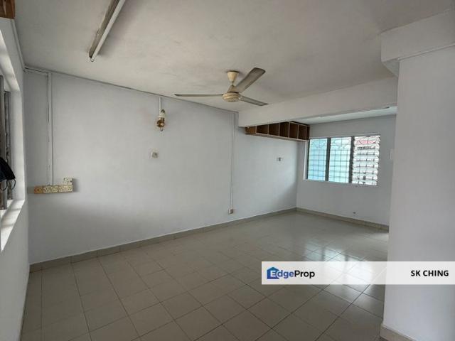 House for sale in Petaling, Subang Jaya