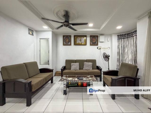 House for sale in Kampung Sri Puchong, Majlis Bandaraya Subang Jaya