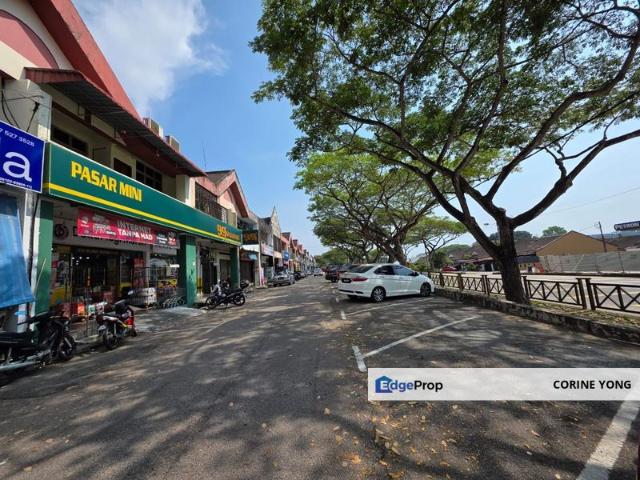 Shop for rent in Bukit Ledang, Johor