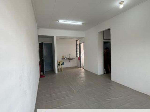 Flat for rent in Bukit Ledang, Johor