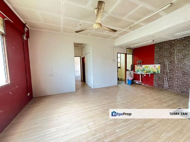 Flat for sale in Bukit Ledang, Johor