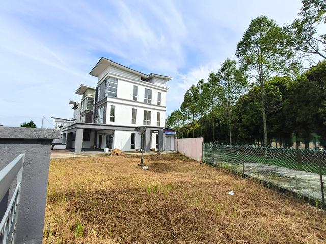 Terraced House for rent in Petaling, Alam Impian