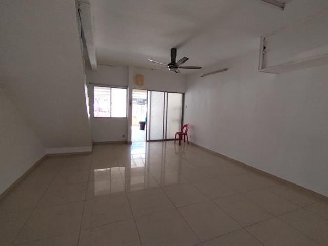 Terraced House for rent in Country Heights Damansara, Kuala Lumpur