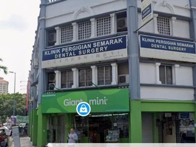 Shop for rent in Country Heights Damansara, Kuala Lumpur