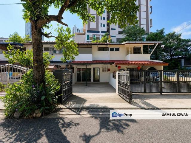 House for sale in Country Heights Damansara, Kuala Lumpur