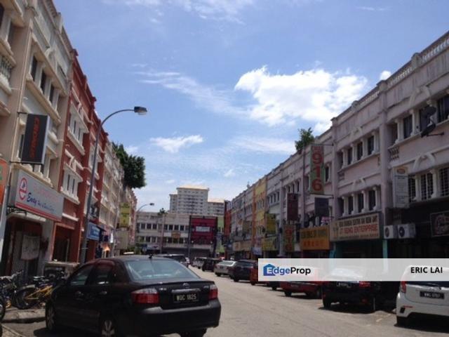 Shop for rent in Country Heights Damansara, Kuala Lumpur