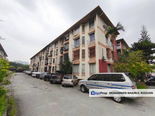Flat for sale in Taman Sri Rampai, Kuala Lumpur