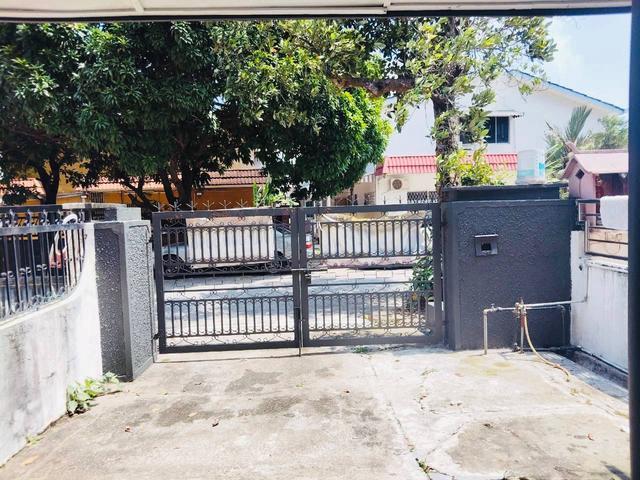 Terraced House for sale in Country Heights Damansara, Kuala Lumpur