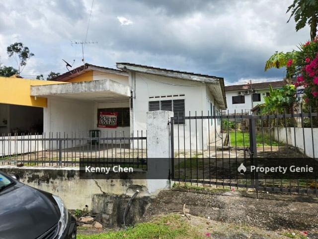 Residential House for sale in Raub, Pahang