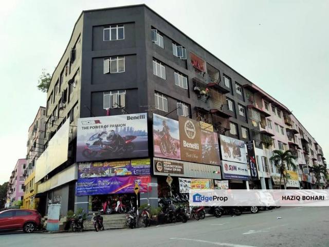 Flat for sale in Kajang, Langat