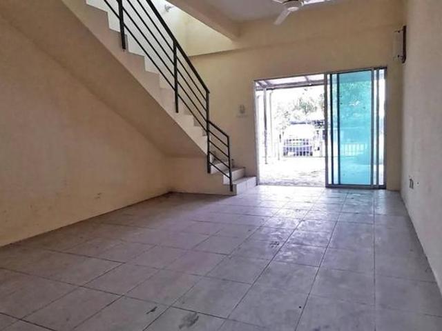 Terraced House for sale in Tuaran, Bahagian Pantai Barat
