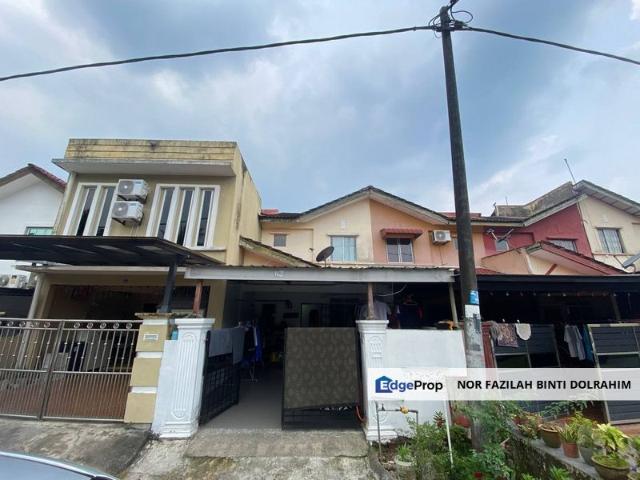 House for sale in Kota Tinggi