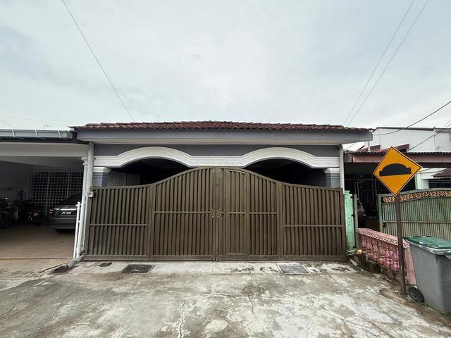 Terraced House for sale in Muar