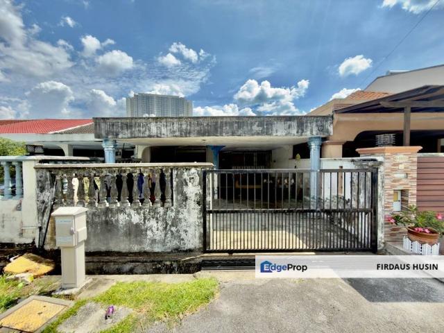 House for sale in Country Heights Damansara, Kuala Lumpur