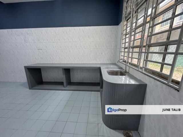 House for sale in Pekan Nanas, Johor