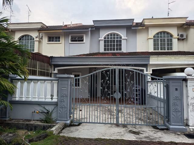 Terraced House for sale in Pekan Nanas, Johor