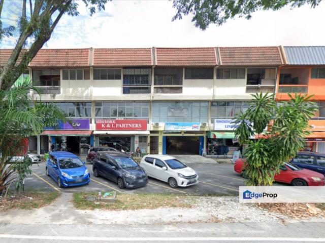 Shop for rent in Petaling, Subang Jaya
