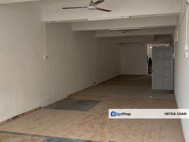 Shop for rent in Petaling, Subang Jaya