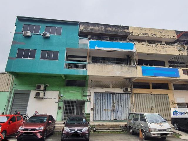 Shop for sale in Petaling, Subang Jaya