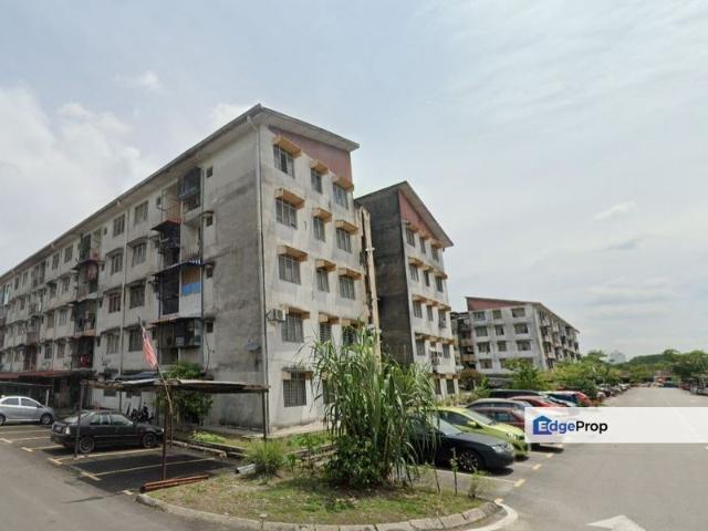 Flat for sale in Petaling, Subang Jaya