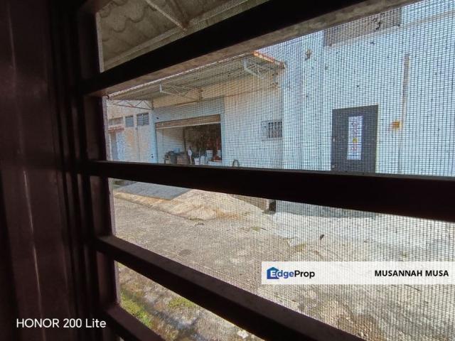 House for sale in Seri Kembangan, Majlis Bandaraya Subang Jaya