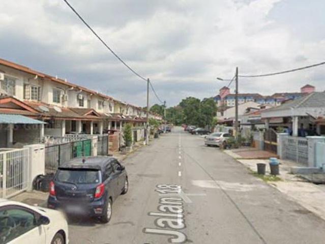 Townhouse for sale in Petaling, Subang Jaya
